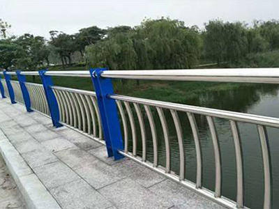 SB級(jí)防撞護(hù)欄