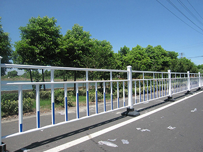 安全防護(hù)欄